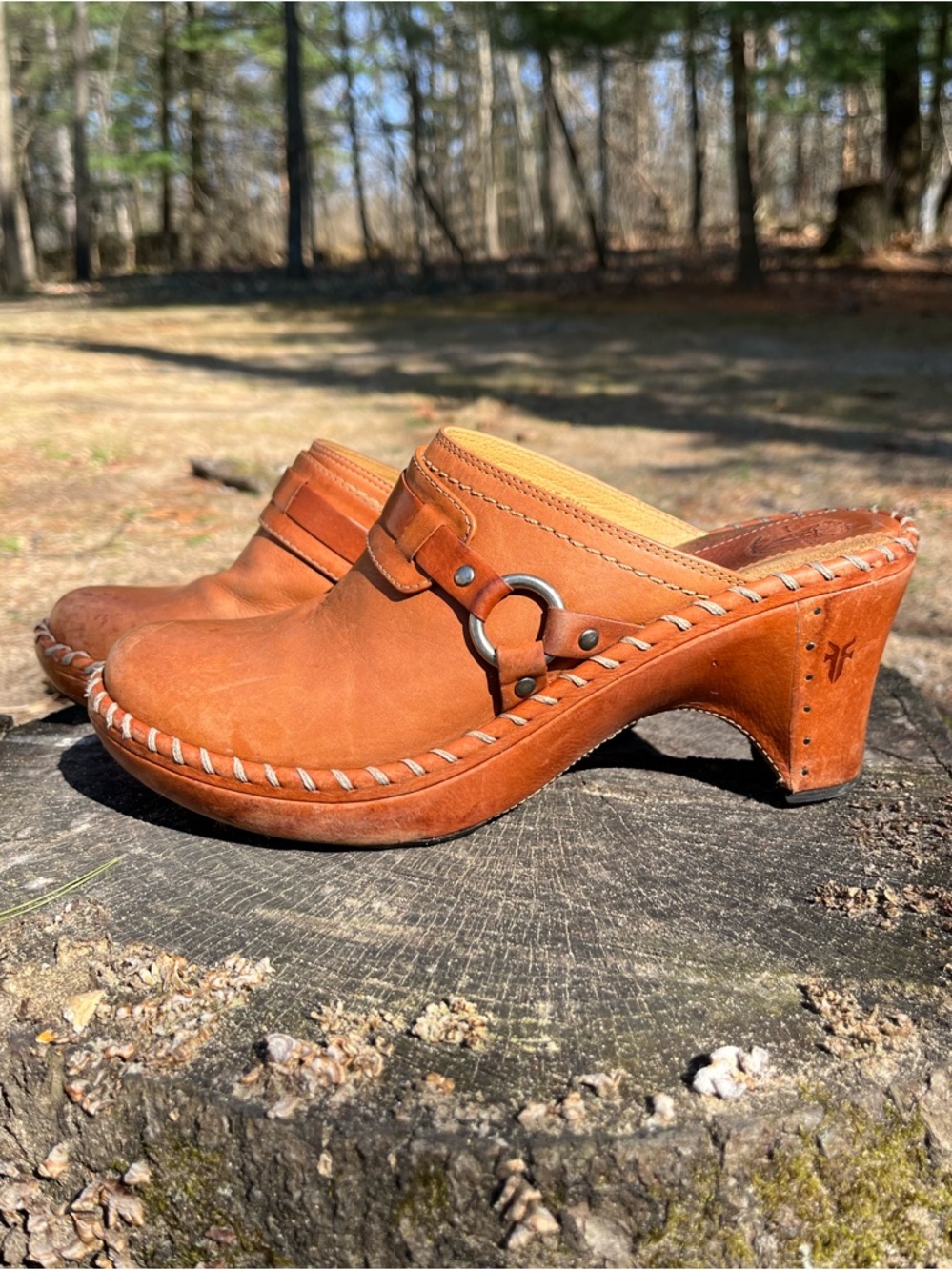 Y2K Frye Charlotte Ring Genuine Leather Clogs Mules Cognac Tan Size 8 1/2 M Boho